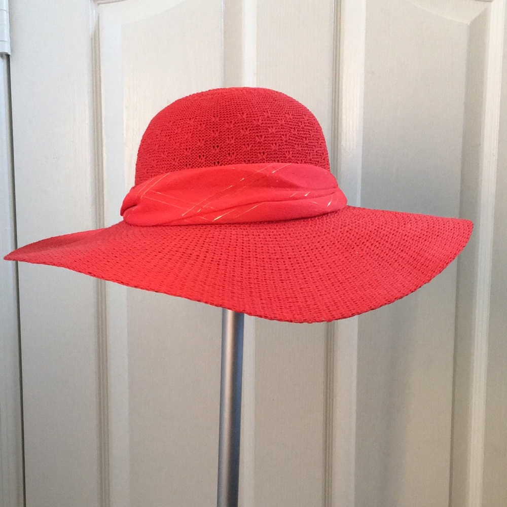 Wide Brim Sun Hat in Red